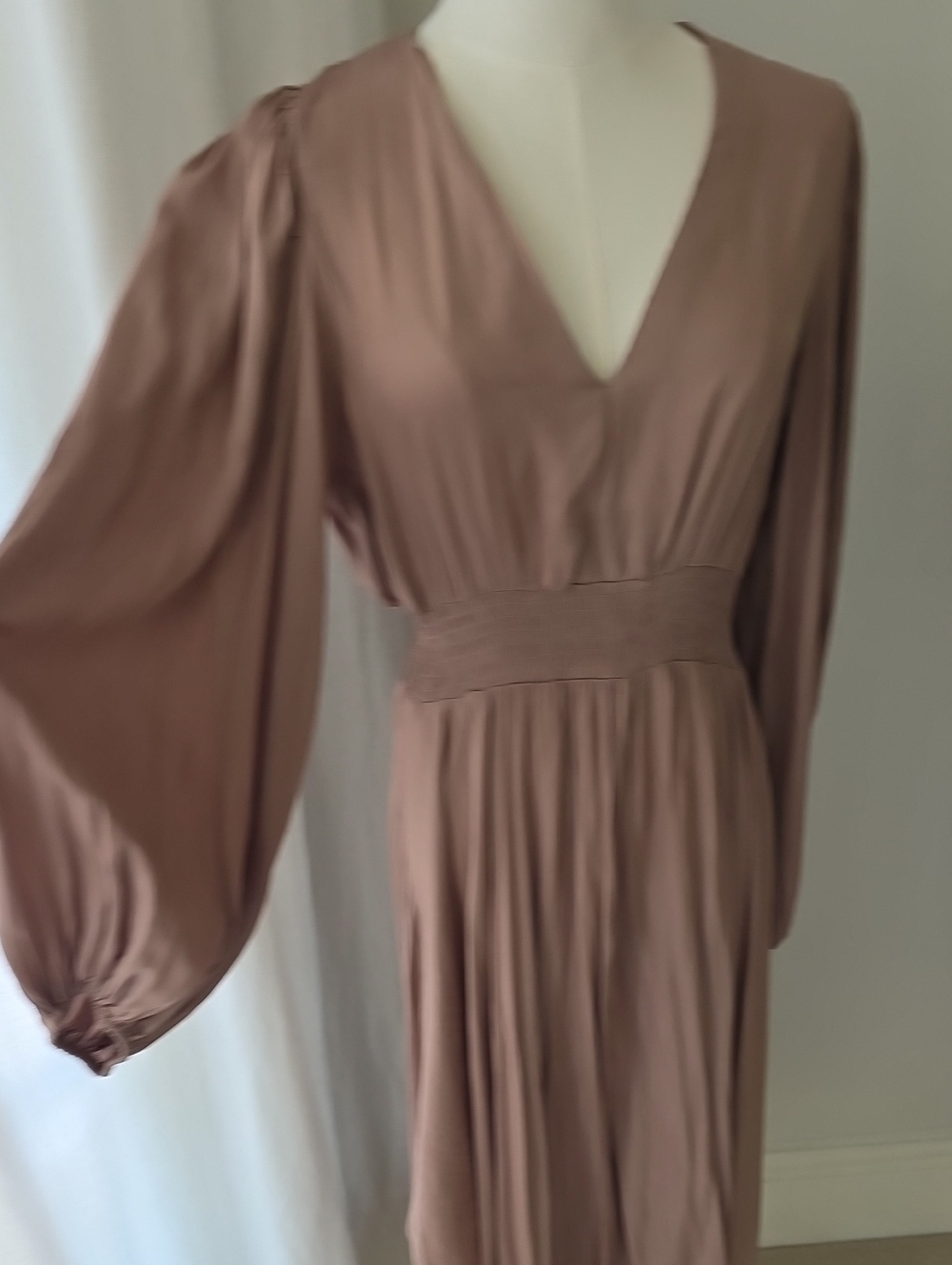 Flowing Long-Sleeve V-Neck Maxi Dress in Dusty Mauve - Picture 1 of 9